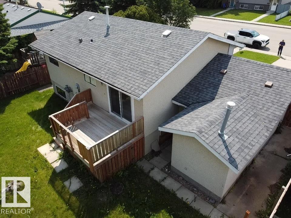 4522 56 AV — photo 19