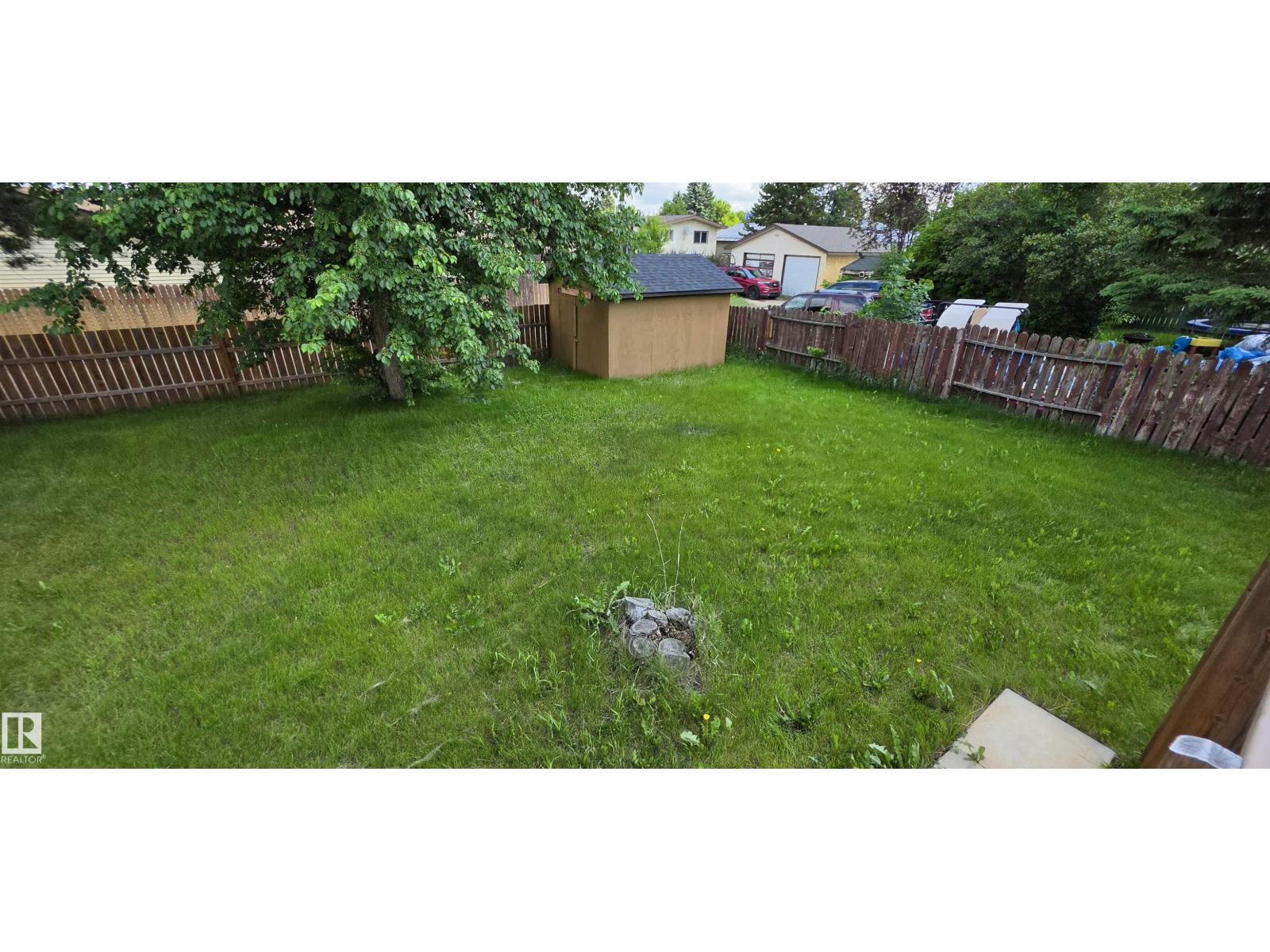 4522 56 AV — photo 15