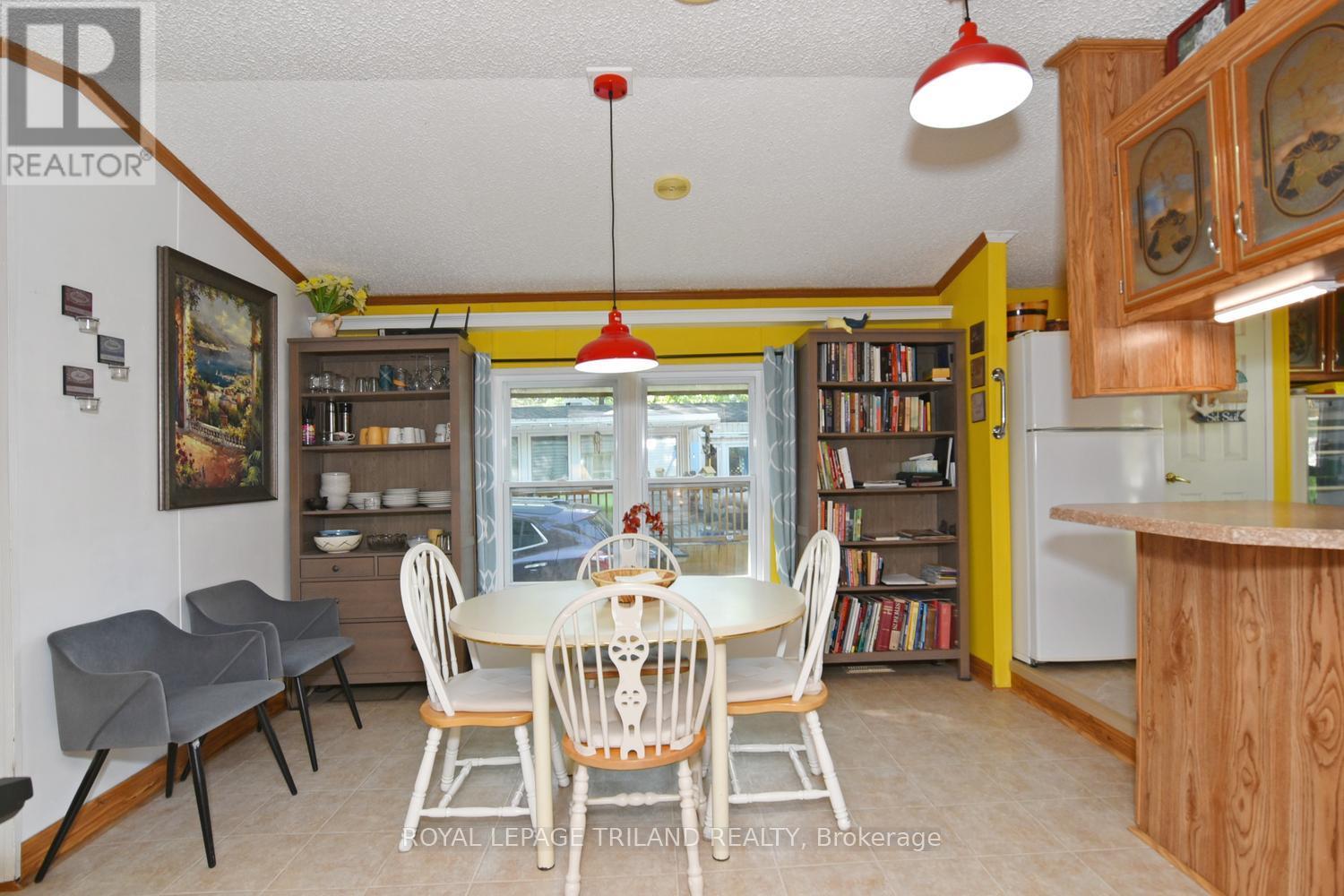 #B11 9910 NORTHVILLE CRESCENT - Image 12