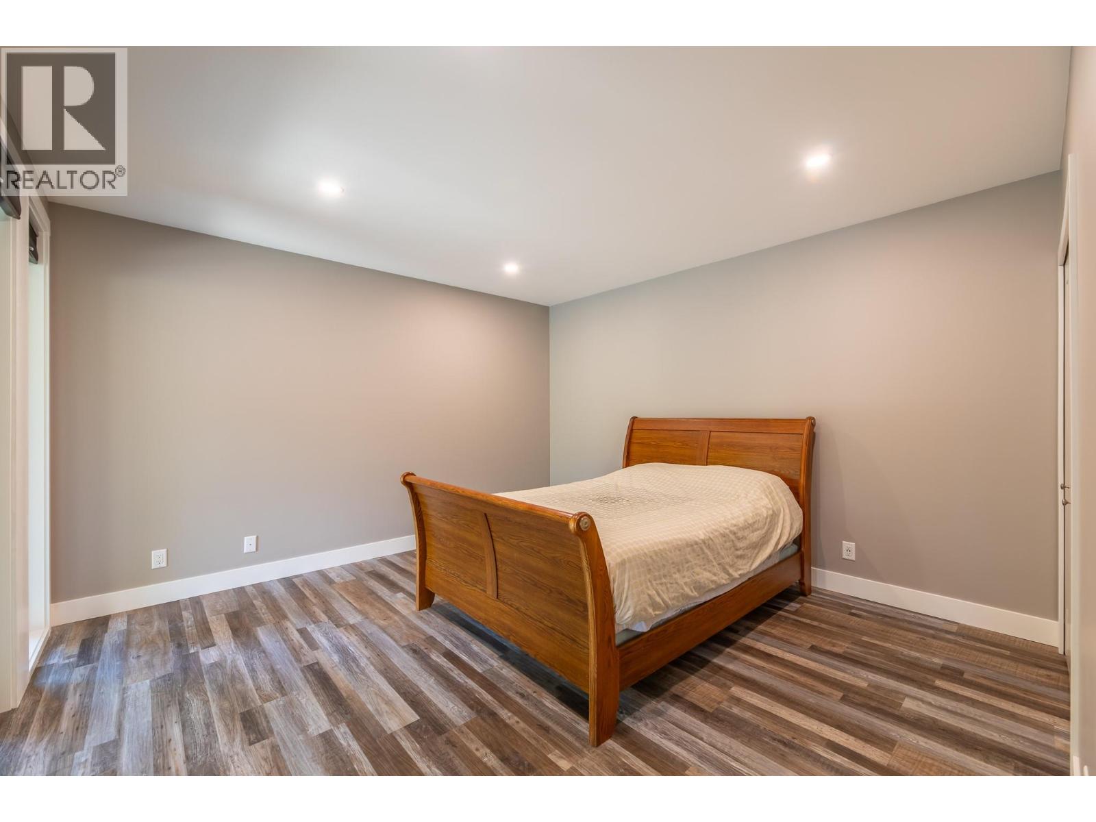 2894 Coalmont Road - 35
