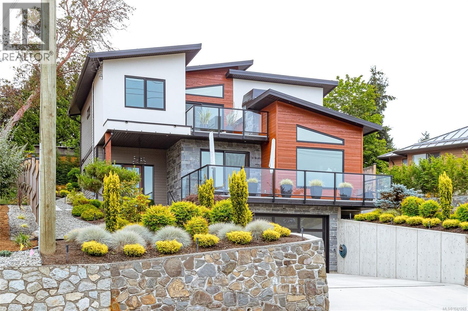 6575 Central Saanich Rd - 5