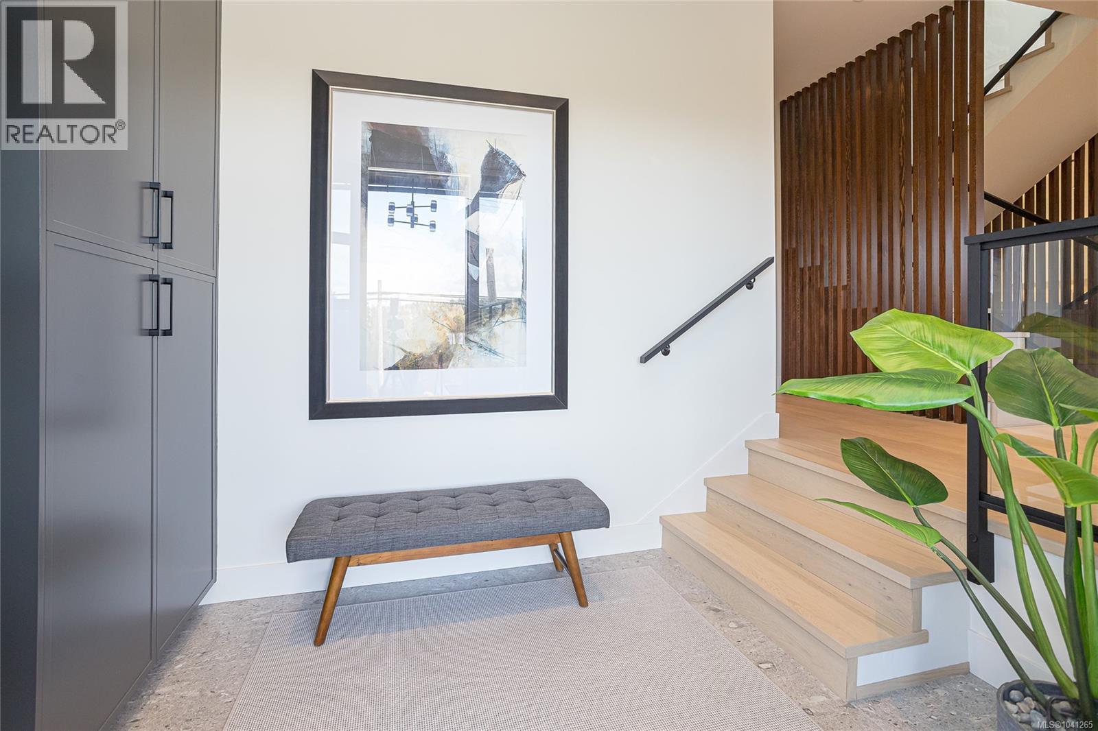 6575 Central Saanich Rd - 9