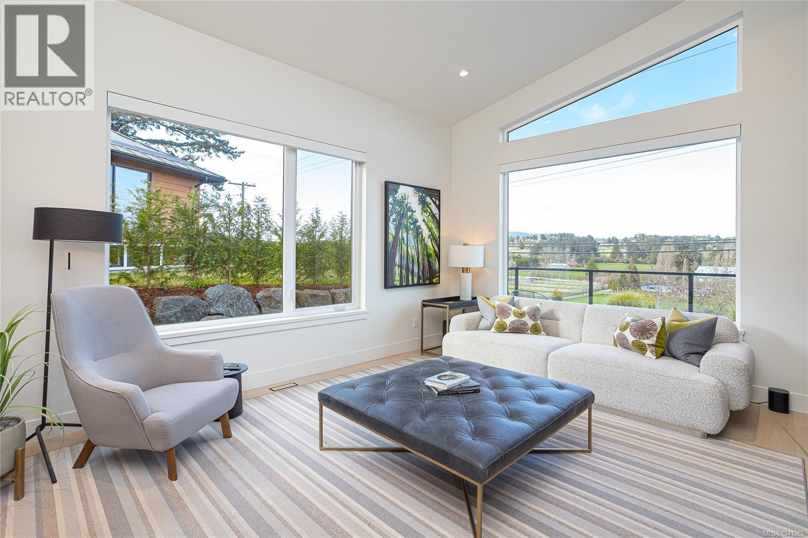 6575 Central Saanich Rd - 12