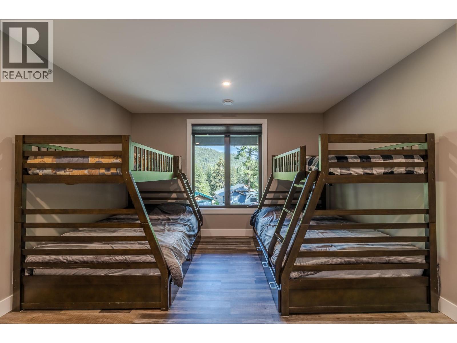2894 Coalmont Road - 34