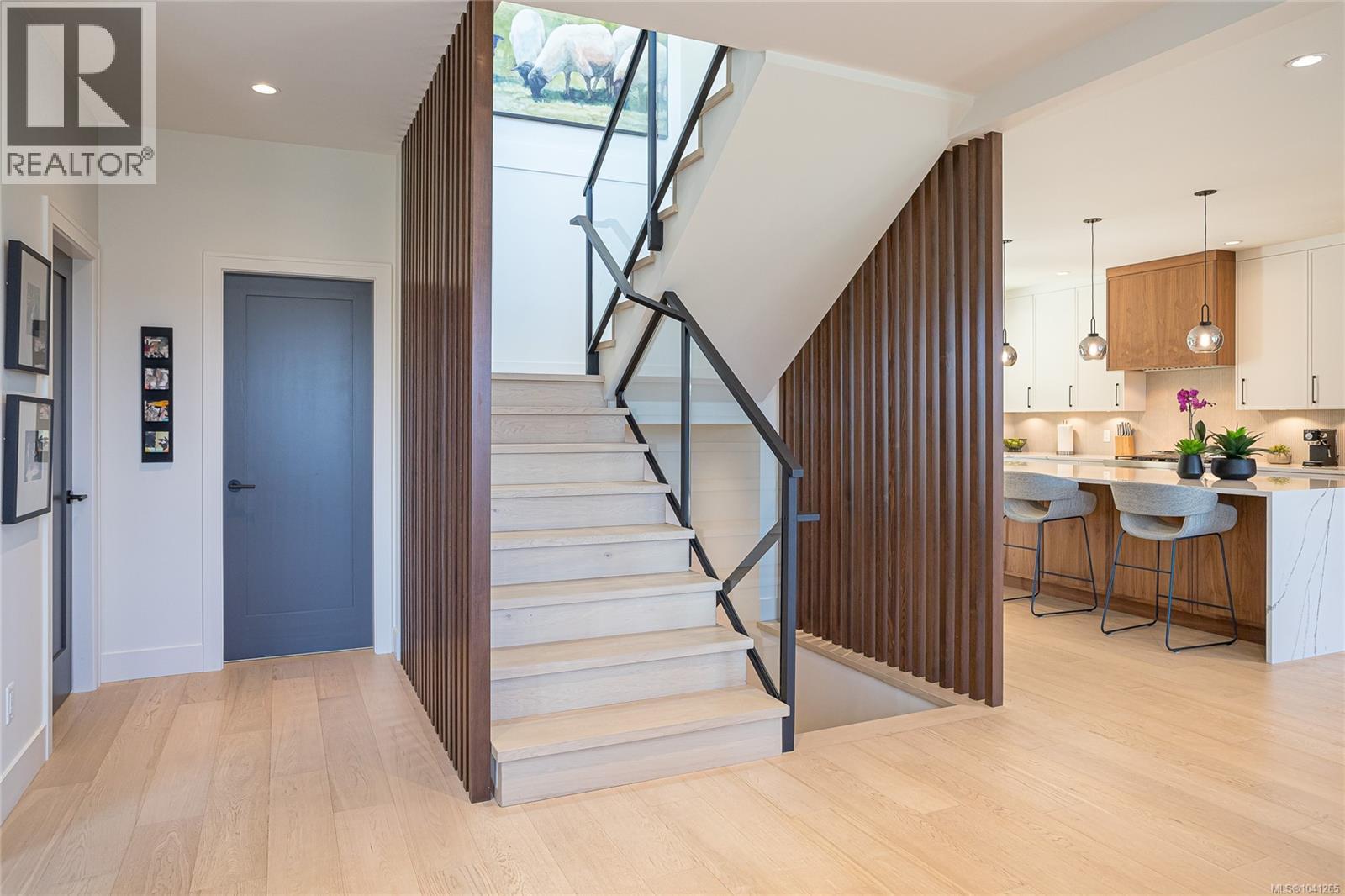 6575 Central Saanich Rd - 25