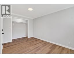 400 Manse Rd, French Creek, BC V9Y2B2 Photo 13