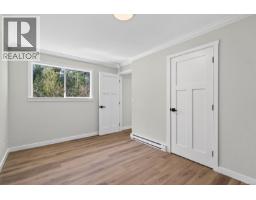 400 Manse Rd, French Creek, BC V9Y2B2 Photo 14