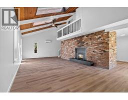 400 Manse Rd, French Creek, BC V9Y2B2 Photo 16