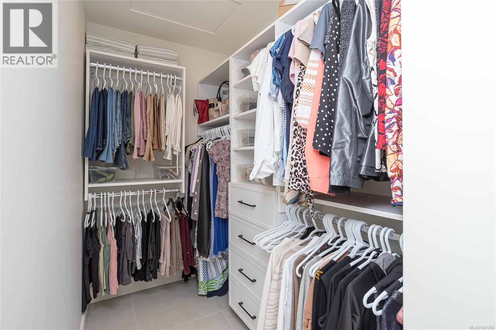 6575 Central Saanich Rd - 29
