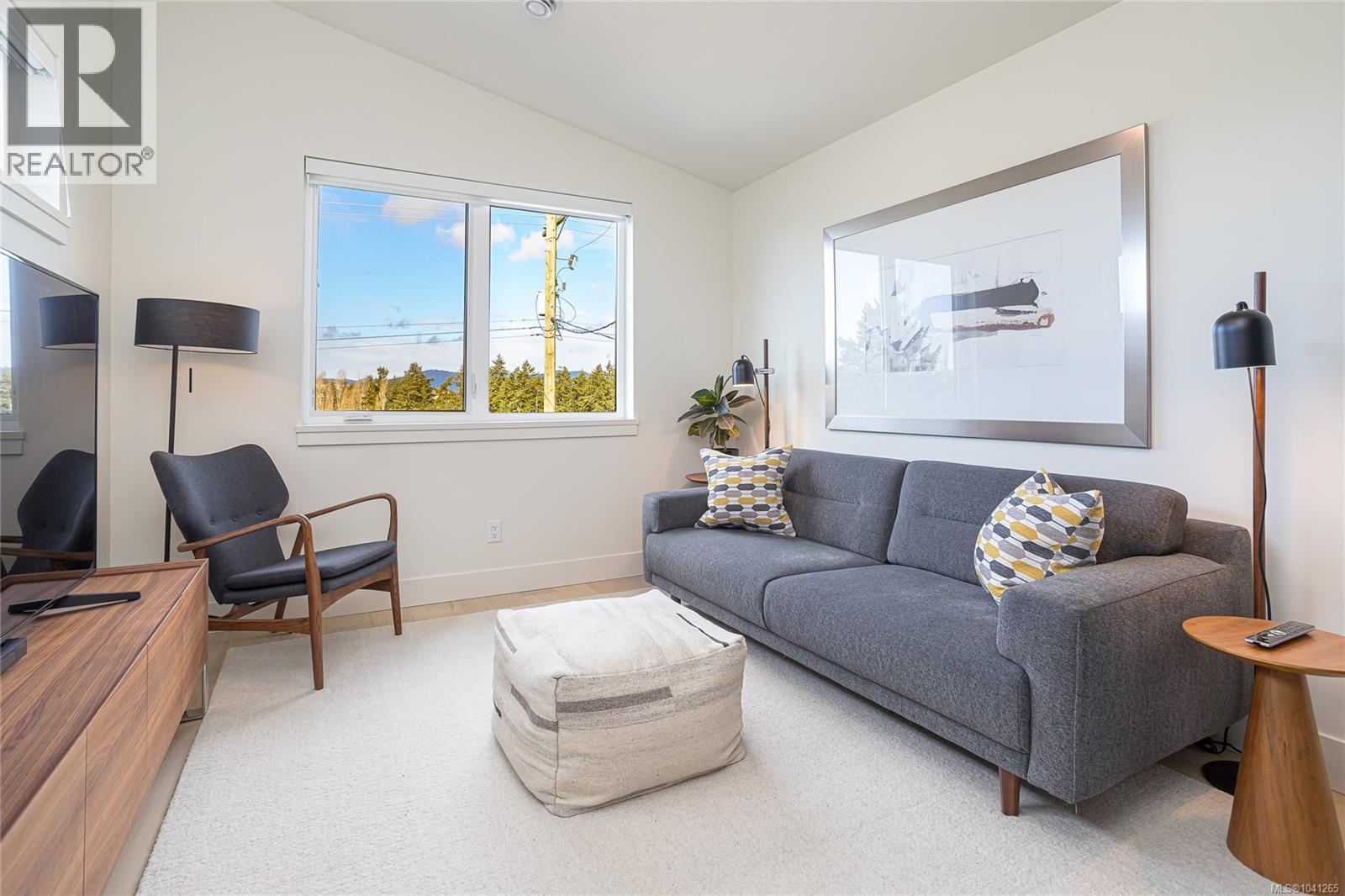 6575 Central Saanich Rd - 35