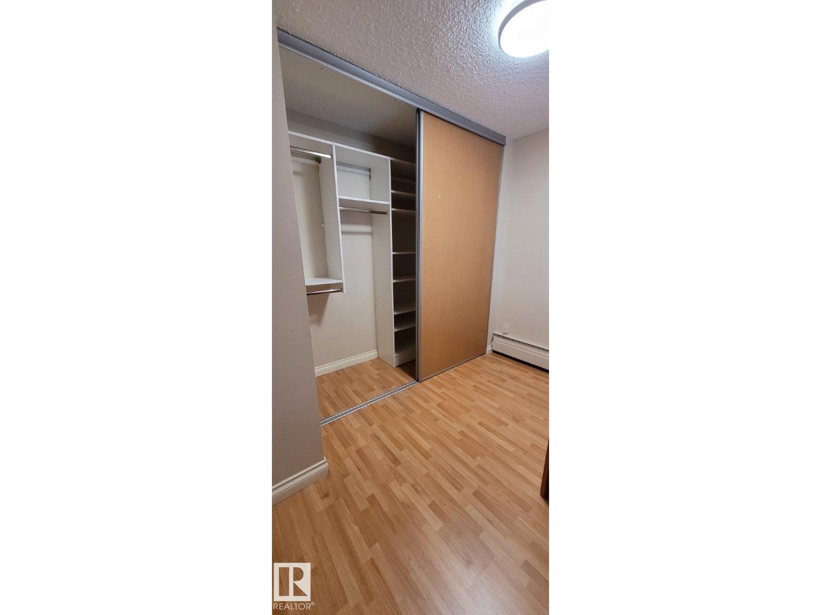 #1204 9921 104 ST NW - 43