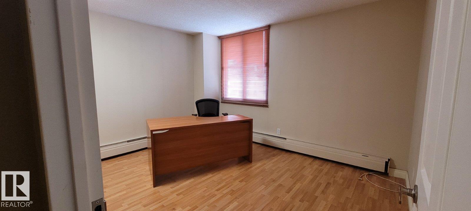 #1204 9921 104 ST NW - 32