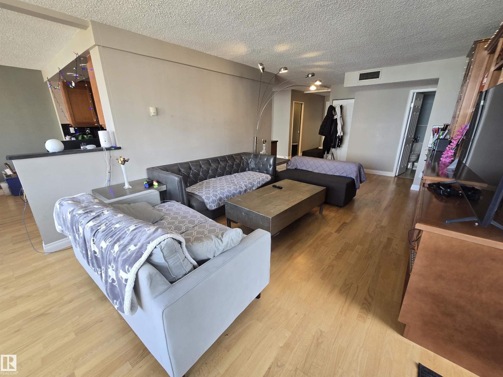 #1204 9921 104 ST NW - 26