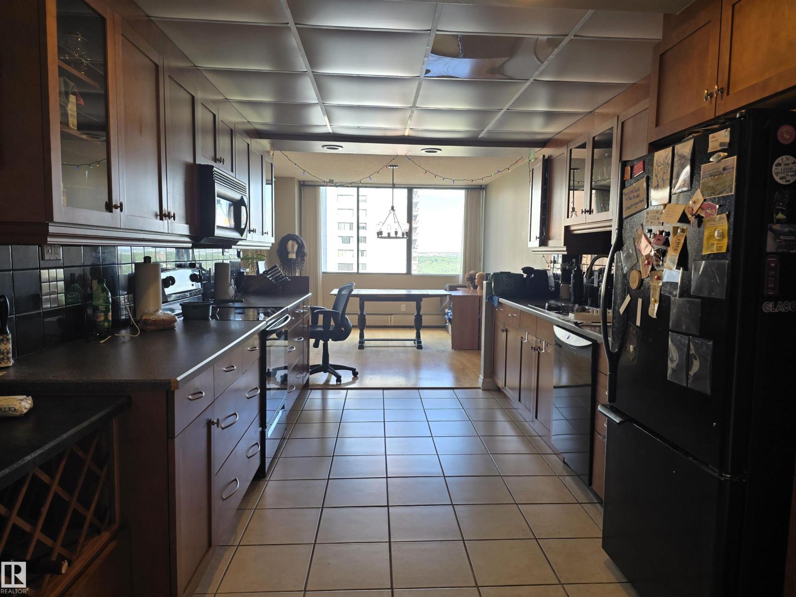 #1204 9921 104 ST NW - 12