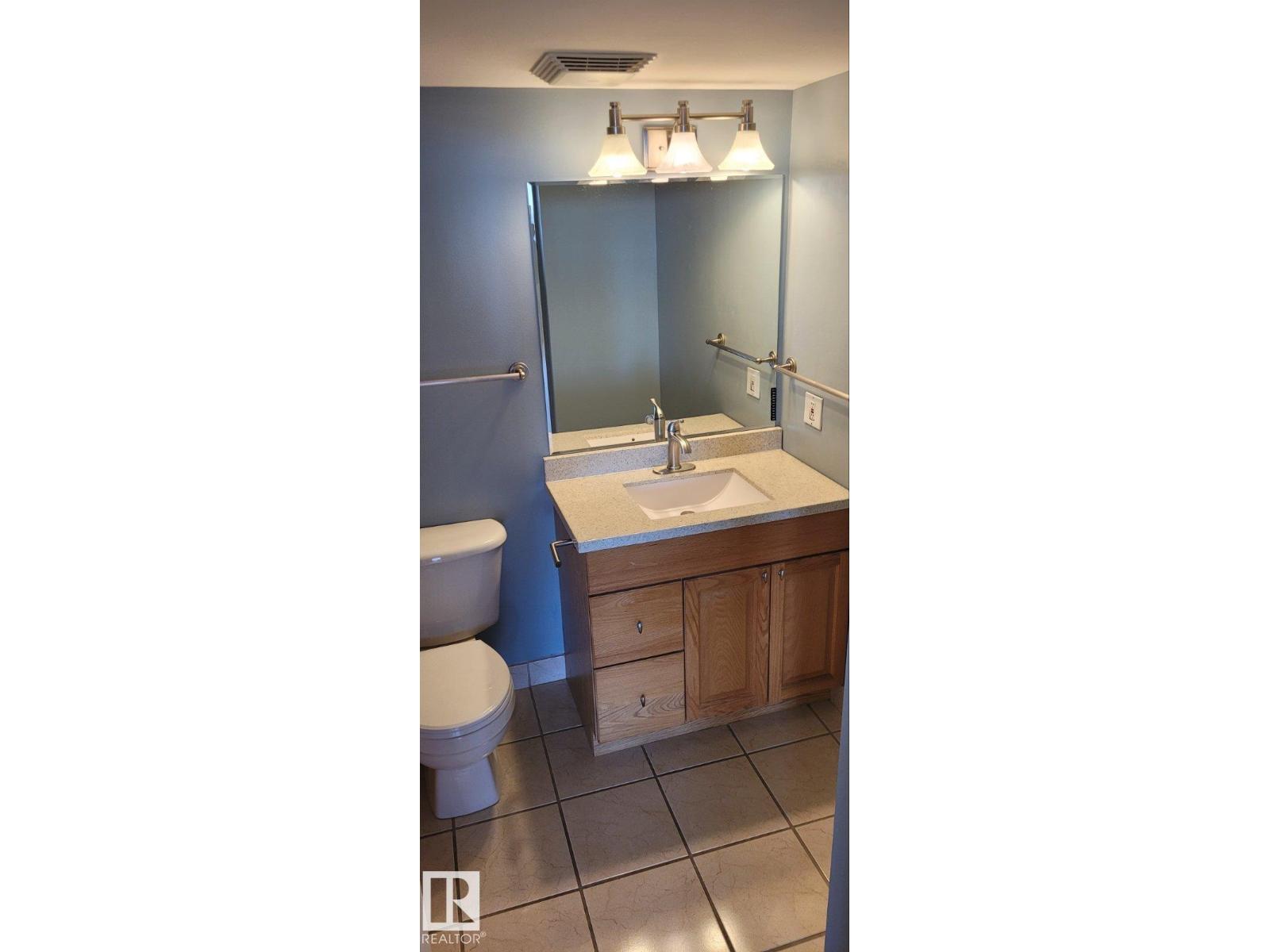 #1204 9921 104 ST NW - 41