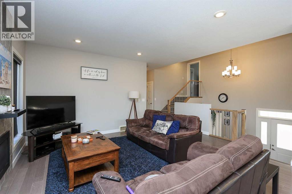 137 Coachman Way - 6