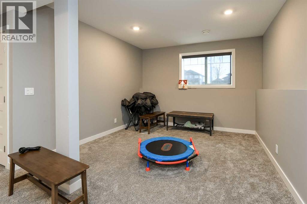 137 Coachman Way - 29