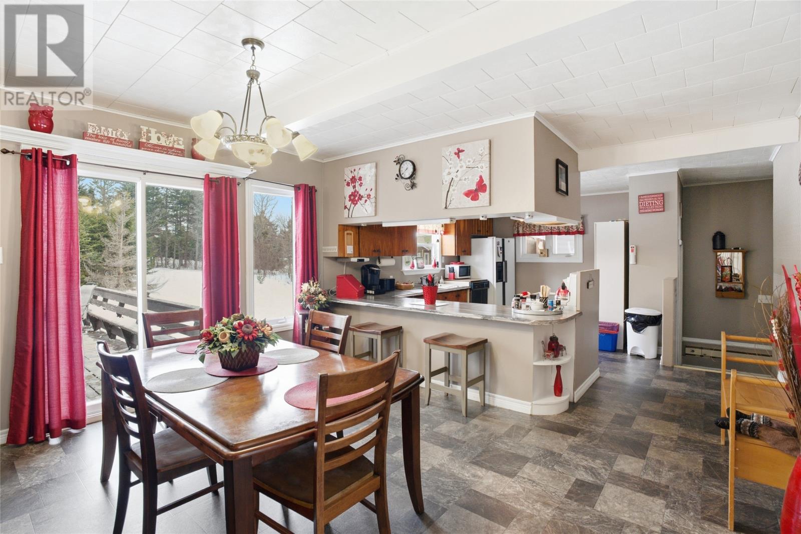 214-216 Creston Boulevard - 17