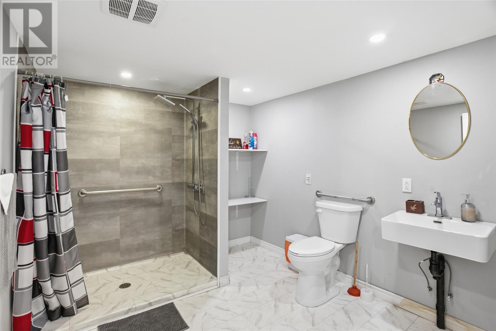 214-216 Creston Boulevard - 32