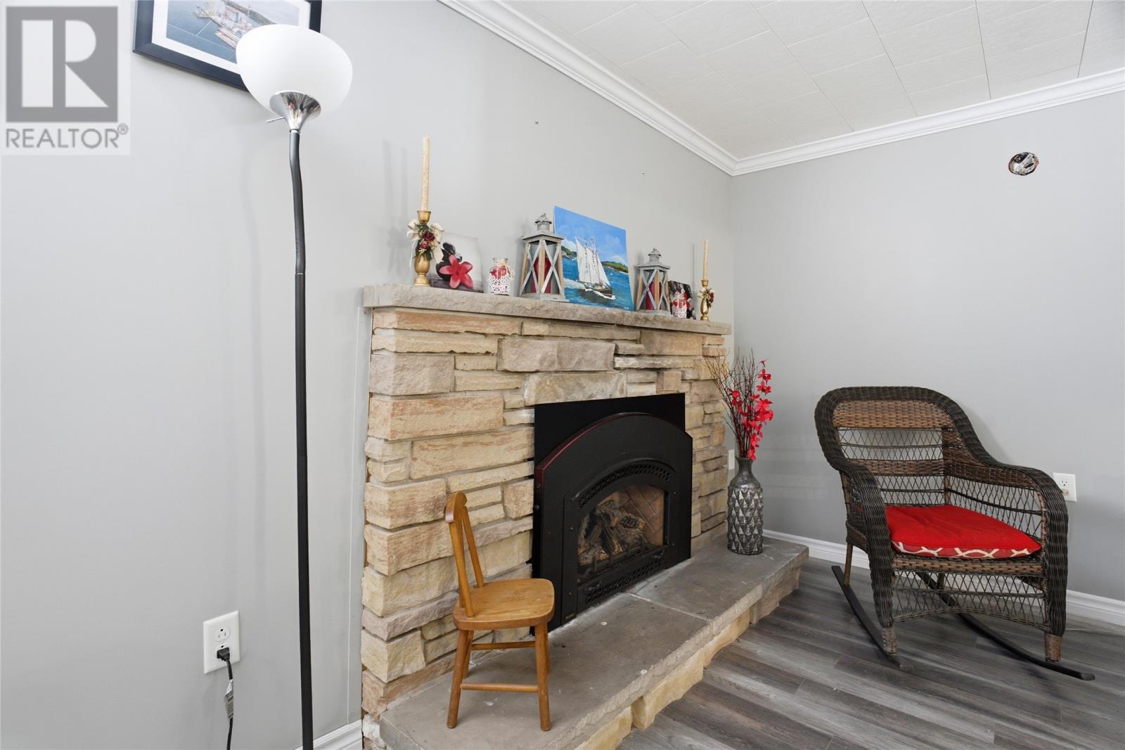 214-216 Creston Boulevard - 37