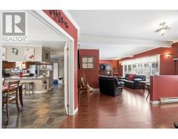 214-216 Creston Boulevard thumbnail 15