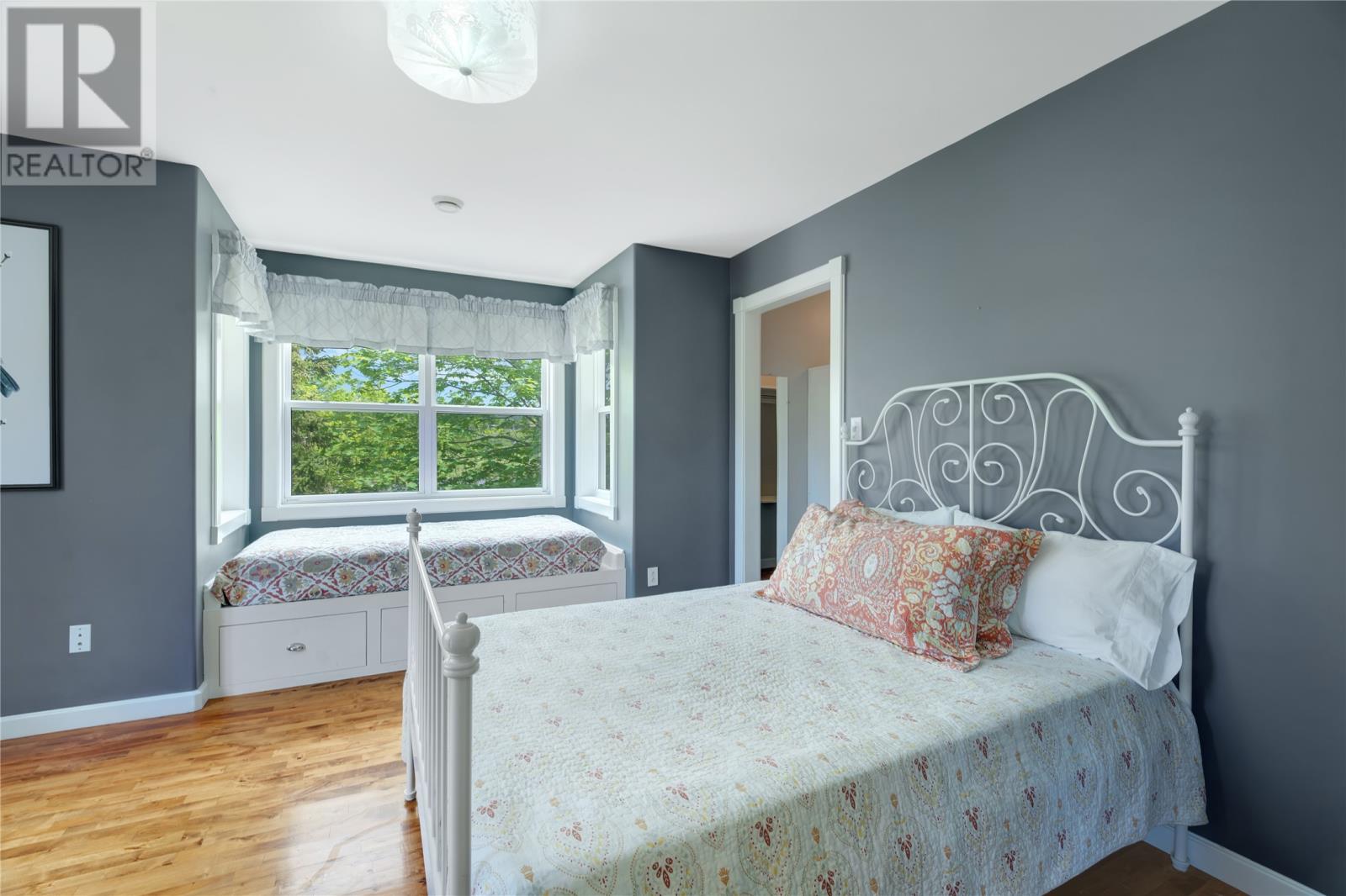 9 Browns Lane - 28