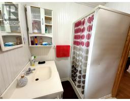 7 Main Road, Gallants, NL A0L1G0 Photo 26