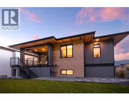 9499 Ledgestone Road, Lake Country, BC V4V0A4 Photo 38