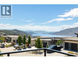 Full bathroom - 9499 Ledgestone Road, Lake Country, BC V4V0A4 Photo 12