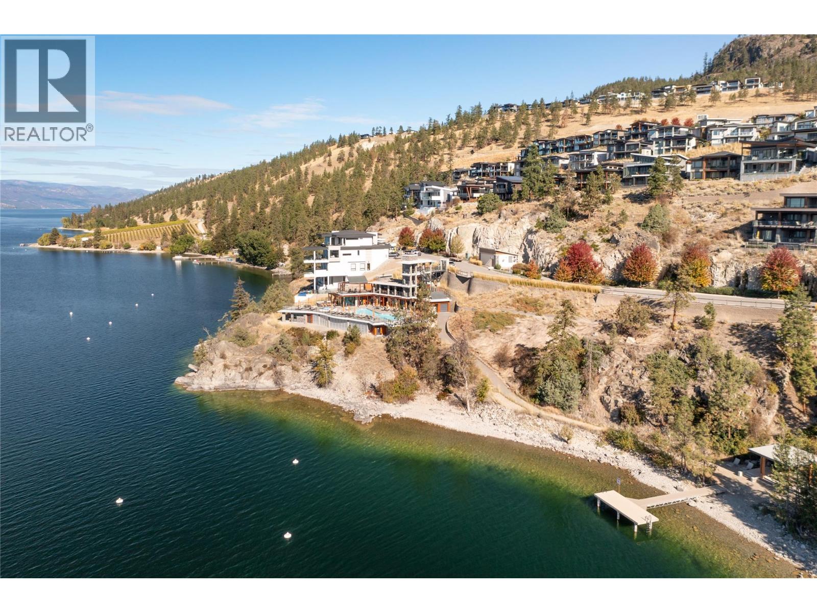 9499 Ledgestone Road, Lake Country
