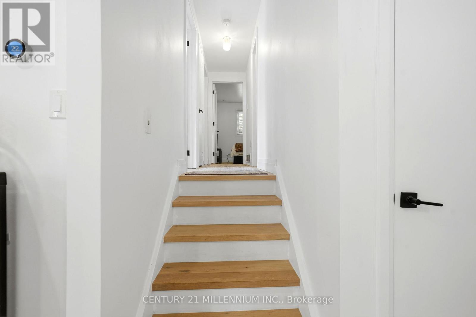 52 CARLTON DRIVE - 14