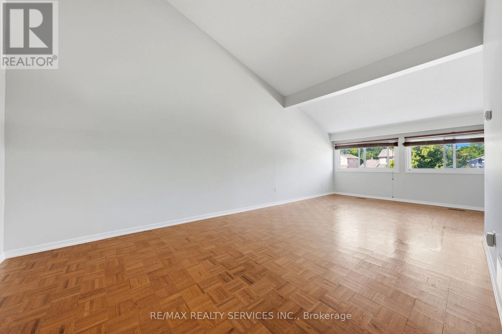 2081 SOUTH MILLWAY - 15