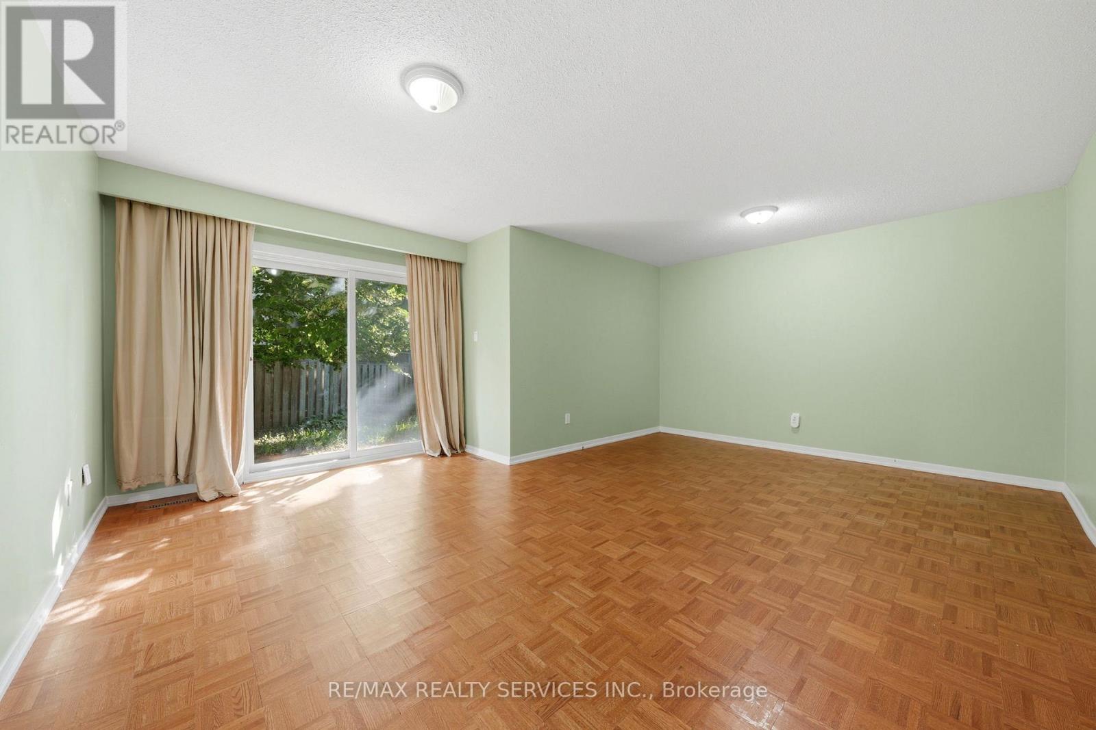2081 SOUTH MILLWAY - 23