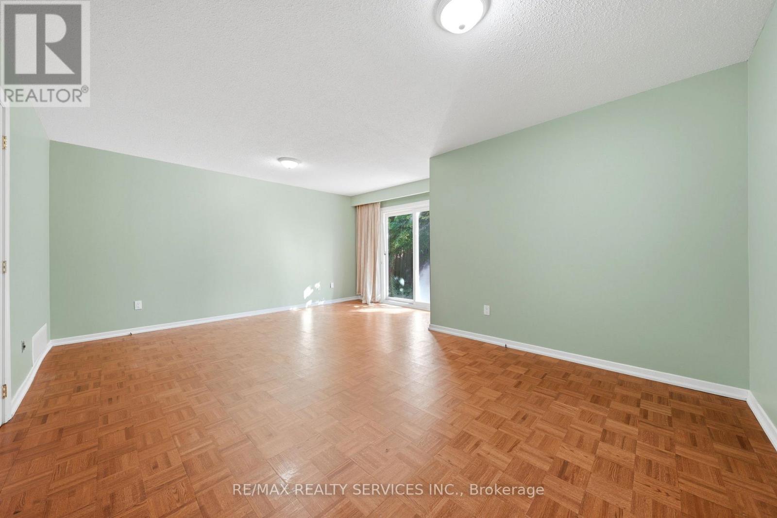 2081 SOUTH MILLWAY - 25