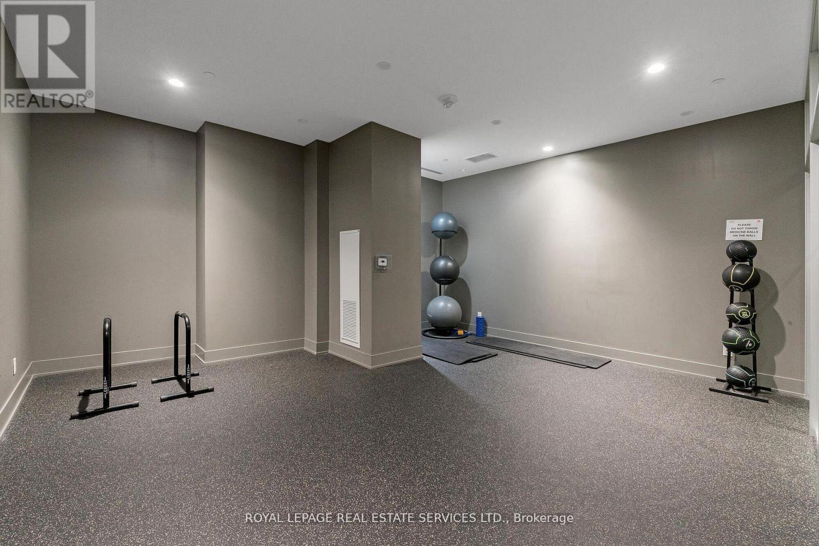 #621 1787 ST CLAIR AVENUE W - 24