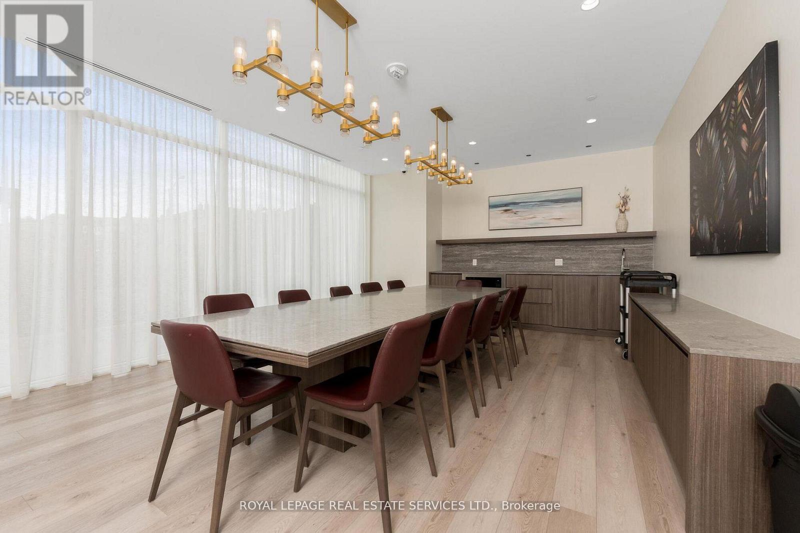 #621 1787 ST CLAIR AVENUE W - 28