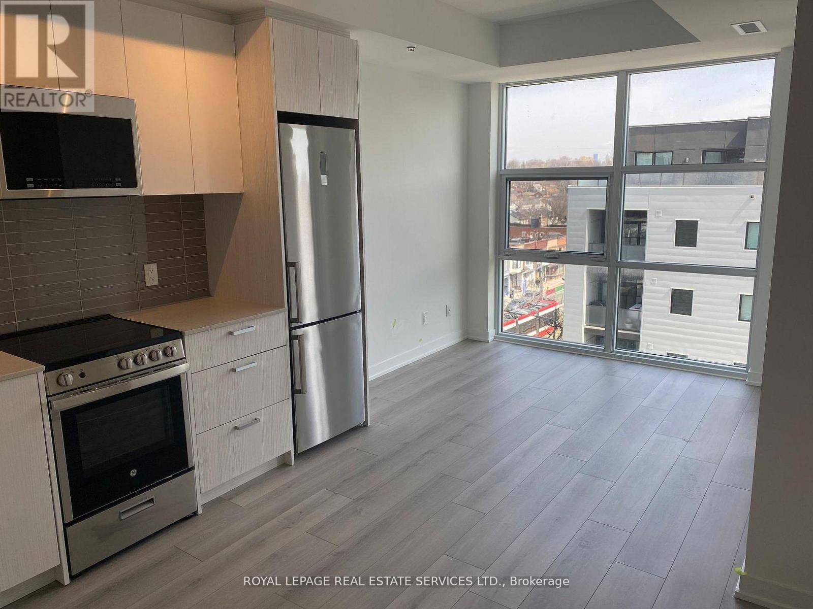 #621 1787 ST CLAIR AVENUE W - 5