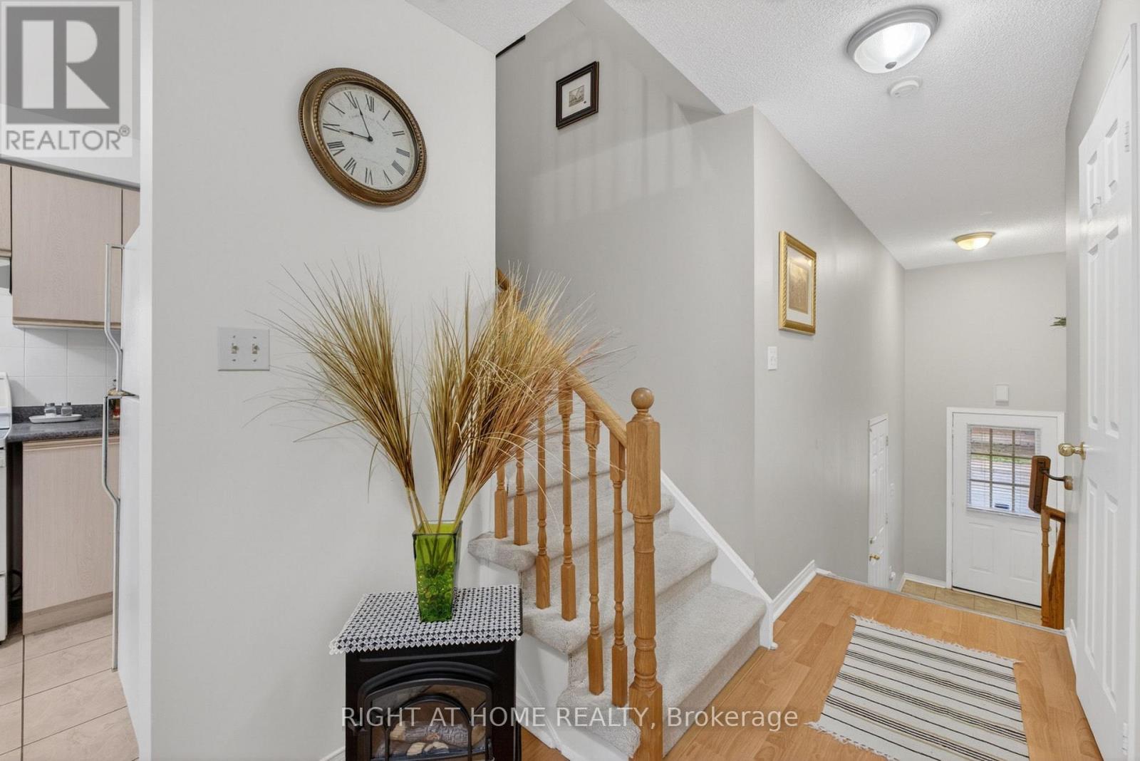 #24 1480 BRITANNIA ROAD W - 17