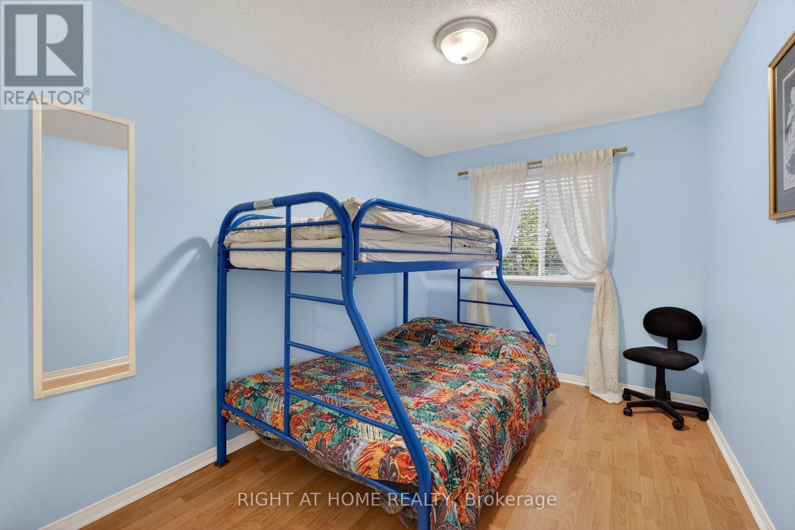 #24 1480 BRITANNIA ROAD W - 23