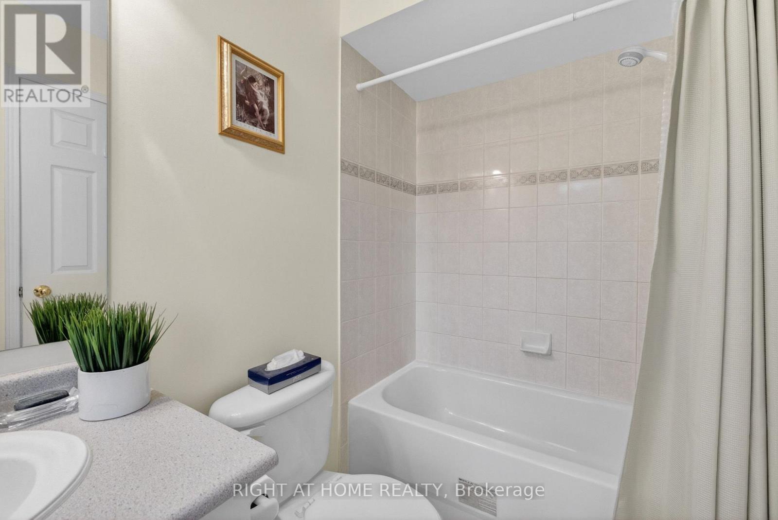 #24 1480 BRITANNIA ROAD W - 32