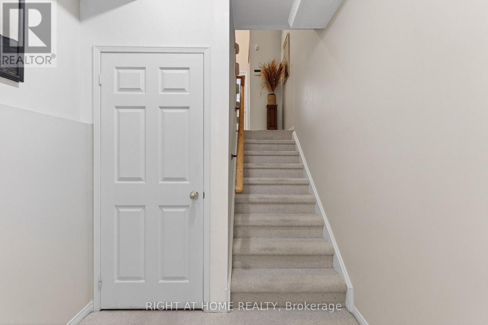 #24 1480 BRITANNIA ROAD W - 33