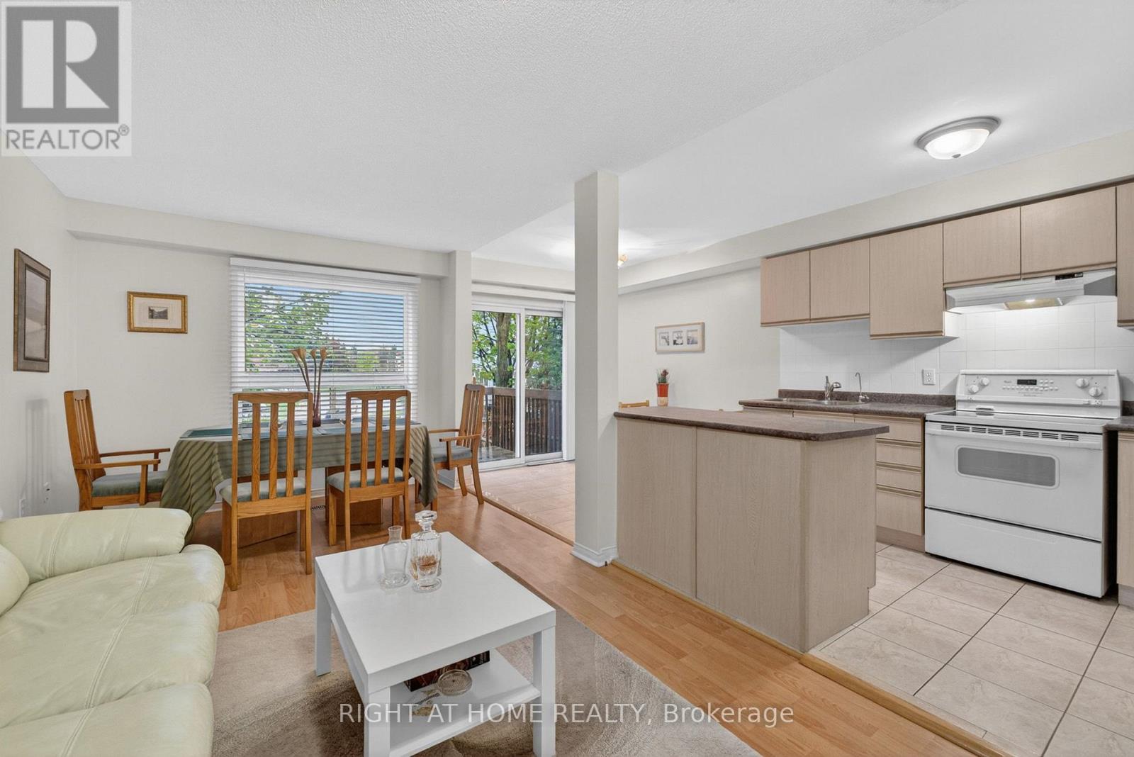 #24 1480 BRITANNIA ROAD W - 9