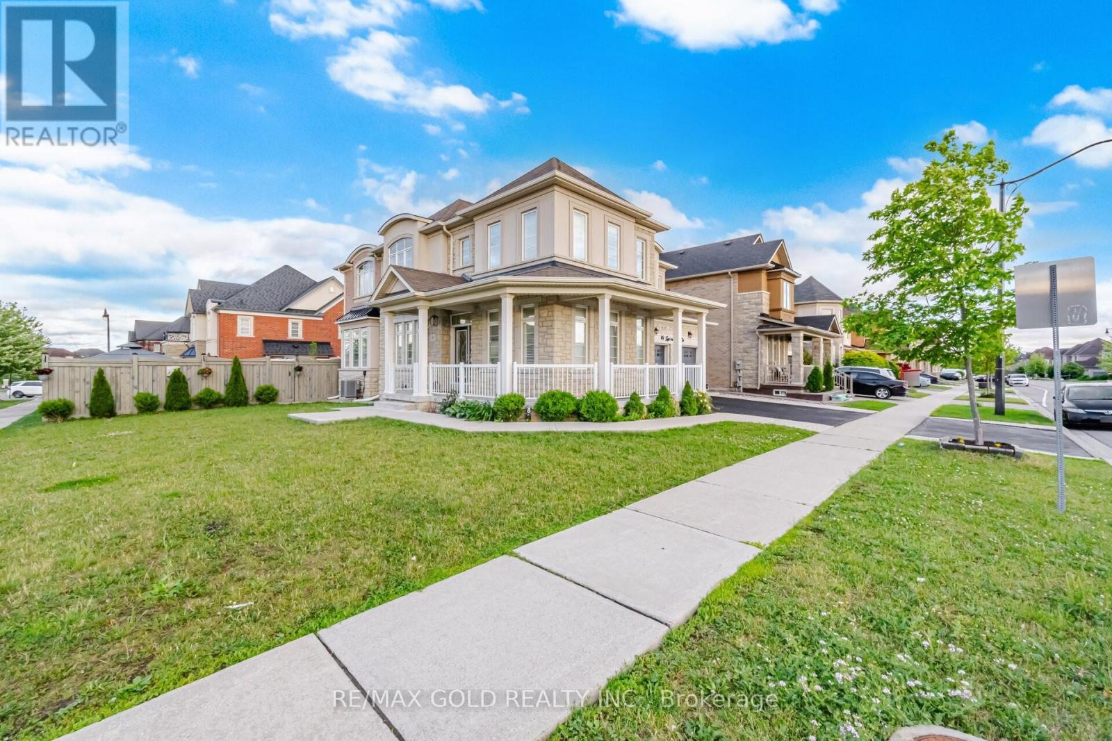 49 SQUIRE ELLIS DRIVE - 3