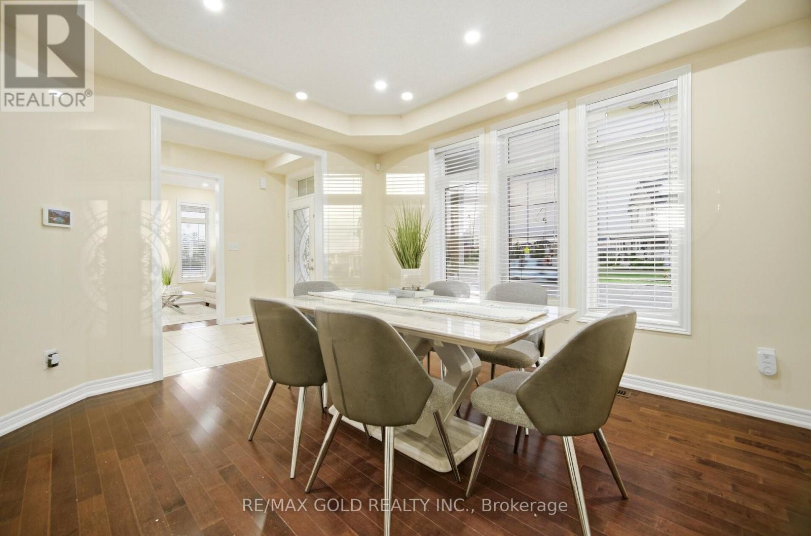 49 SQUIRE ELLIS DRIVE - 8
