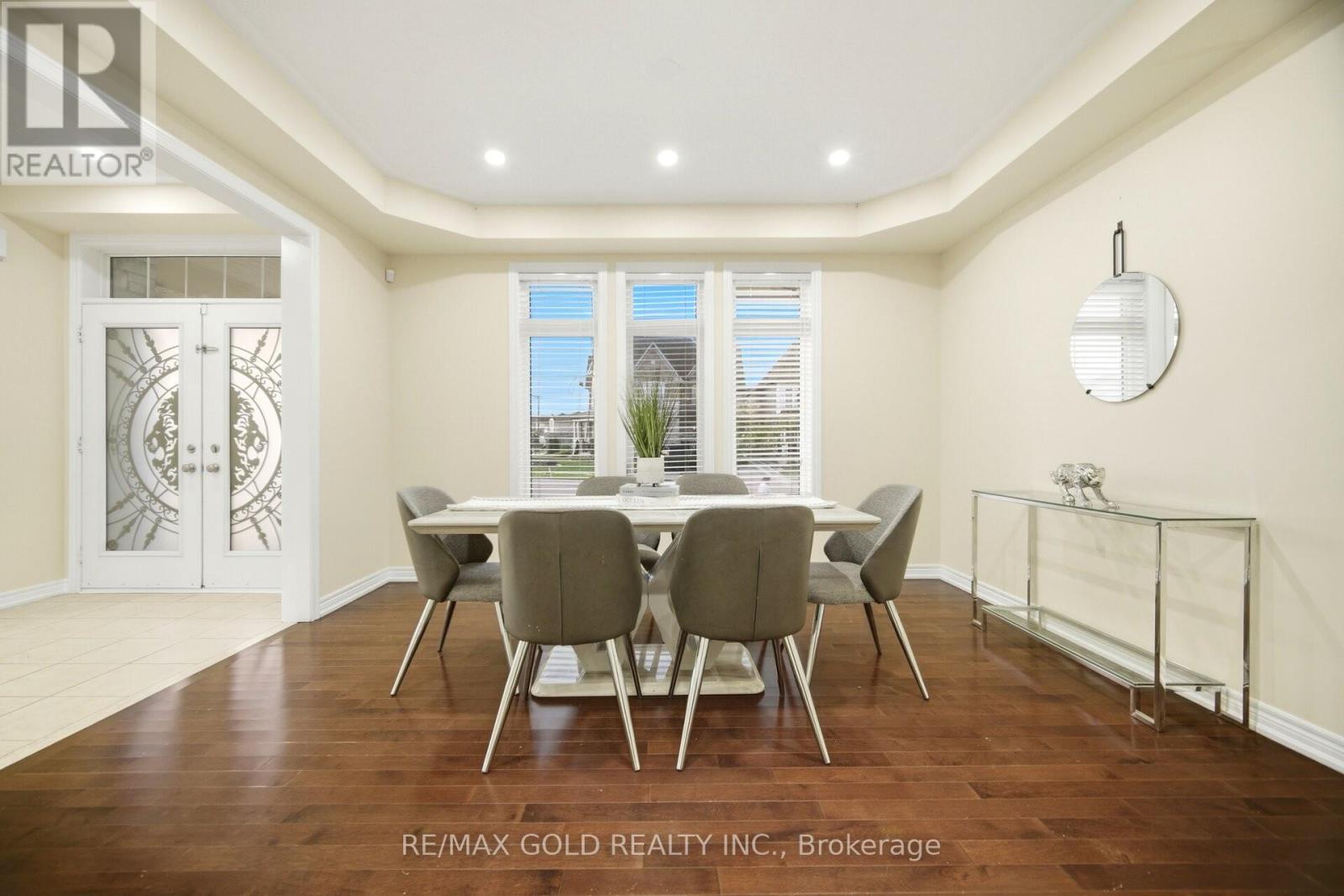 49 SQUIRE ELLIS DRIVE - 9