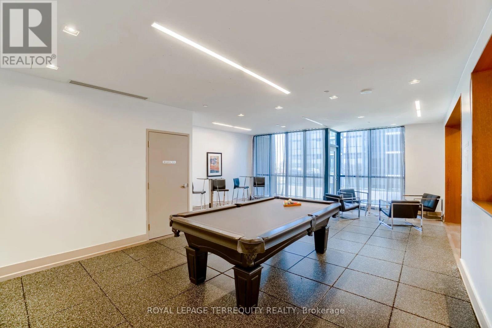 #703 75 EGLINTON AVENUE W - 50