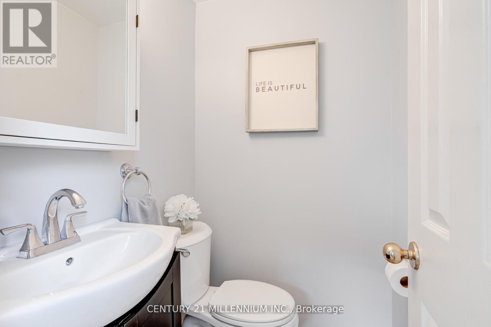 20 ALDERWAY AVENUE - 18