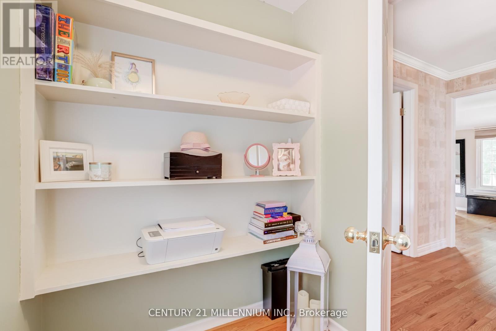 20 ALDERWAY AVENUE - 30