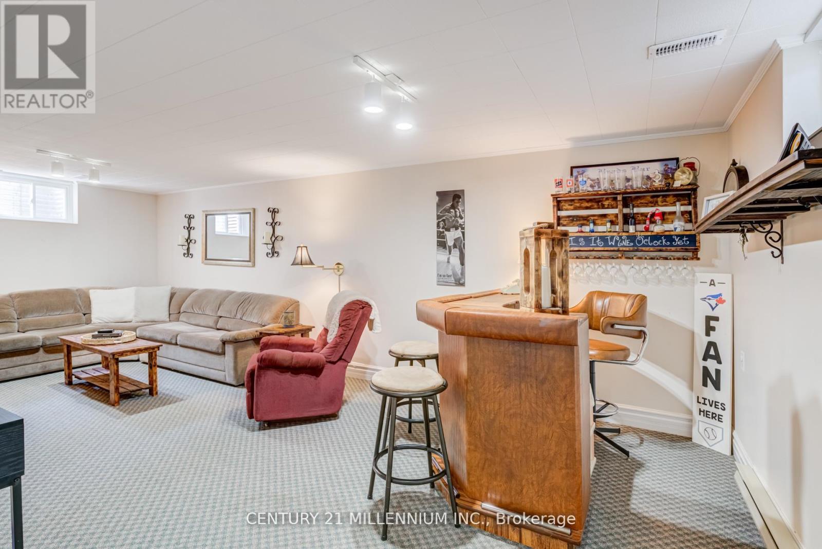 20 ALDERWAY AVENUE - 33