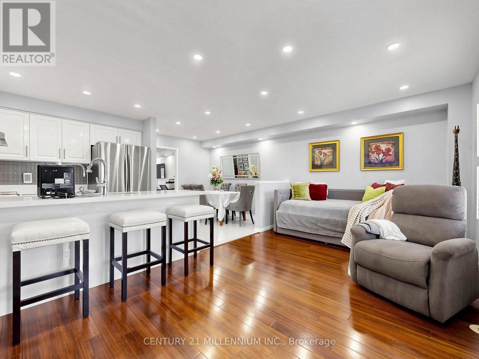 #37 601 SHORELINE DRIVE - 12